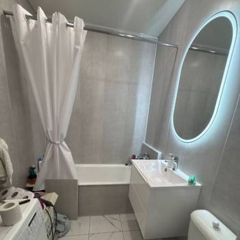 Продается 1-комнатная квартира, 39 м²