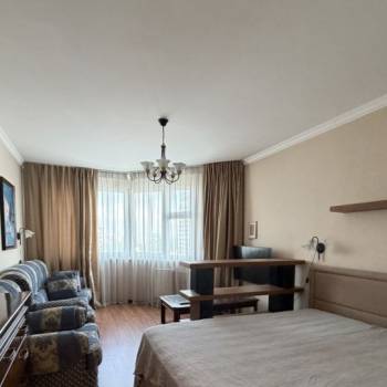 Продается 1-комнатная квартира, 44,18 м²