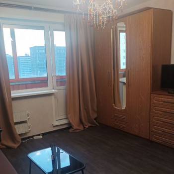 Сдается 1-комнатная квартира, 42 м²