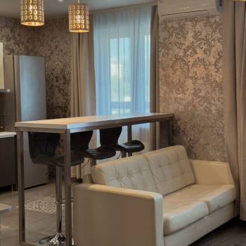 Сдается 1-комнатная квартира, 46 м²