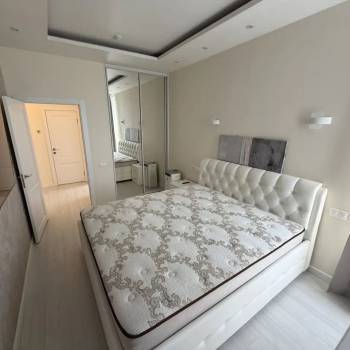 Сдается 2-х комнатная квартира, 65 м²