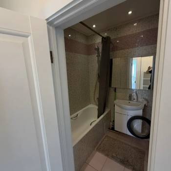 Сдается 2-х комнатная квартира, 65 м²