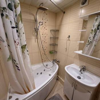 Сдается 2-х комнатная квартира, 56 м²