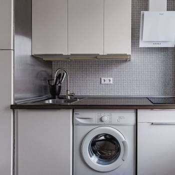 Продается 1-комнатная квартира, 32 м²