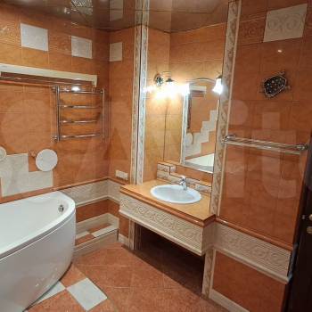 Продается 2-х комнатная квартира, 96 м²