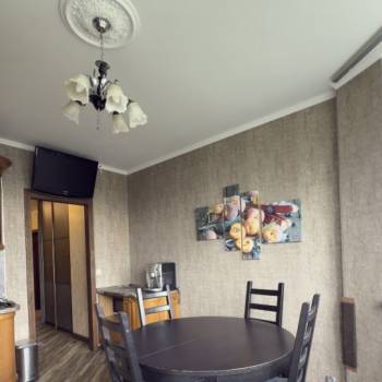 Сдается 2-х комнатная квартира, 64 м²