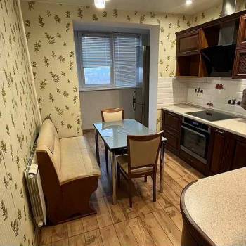 Сдается 2-х комнатная квартира, 55 м²