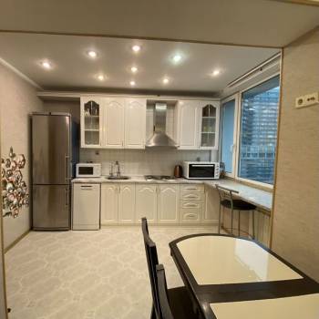 Сдается Многокомнатная квартира, 70 м²