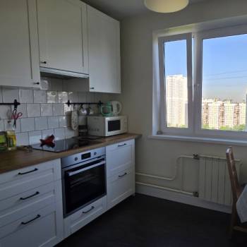 Сдается Многокомнатная квартира, 75 м²