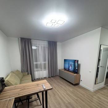 Сдается 1-комнатная квартира, 40 м²
