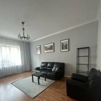 Сдается Многокомнатная квартира, 82 м²
