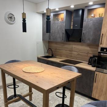 Продается 2-х комнатная квартира, 72,5 м²