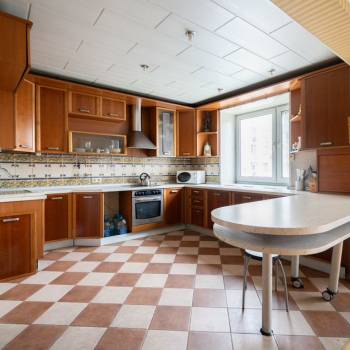 Продается Многокомнатная квартира, 162,1 м²