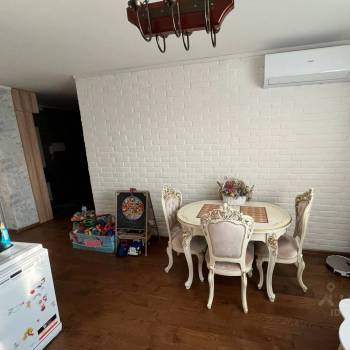 Продается 1-комнатная квартира, 46,4 м²