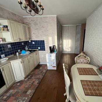 Продается 1-комнатная квартира, 46,4 м²