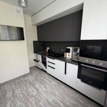 Продается 3-х комнатная квартира, 75,9 м²