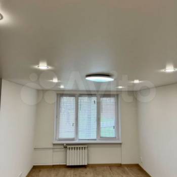 Продается 1-комнатная квартира, 32 м²