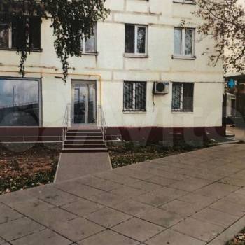 Продается 1-комнатная квартира, 32 м²