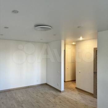Продается 1-комнатная квартира, 32 м²