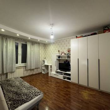 Продается 3-х комнатная квартира, 65 м²