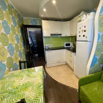 Продается 1-комнатная квартира, 35 м²
