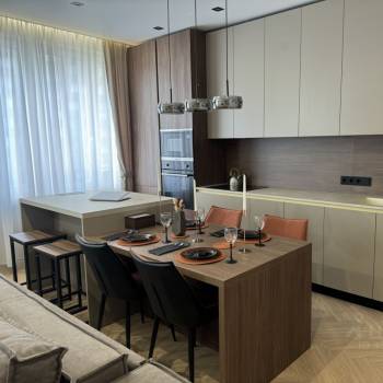 Продается 2-х комнатная квартира, 61 м²