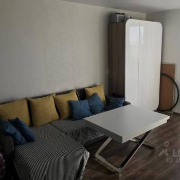 Сдается 1-комнатная квартира, 39 м²