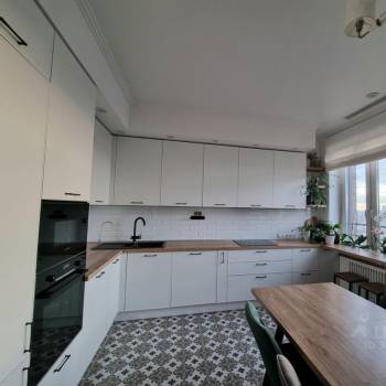 Продается Многокомнатная квартира, 189,2 м²