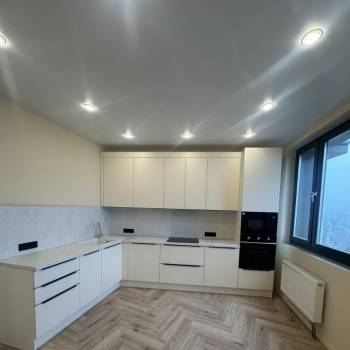 Продается 3-х комнатная квартира, 76 м²