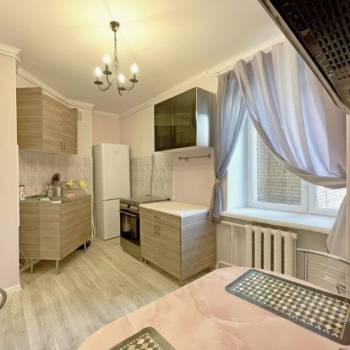 Сдается 1-комнатная квартира, 41 м²