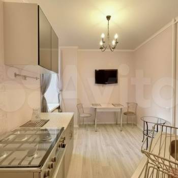 Сдается 1-комнатная квартира, 41 м²