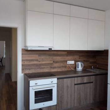 Продается 3-х комнатная квартира, 77 м²