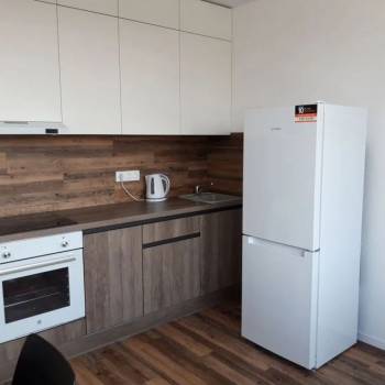 Продается 3-х комнатная квартира, 77 м²