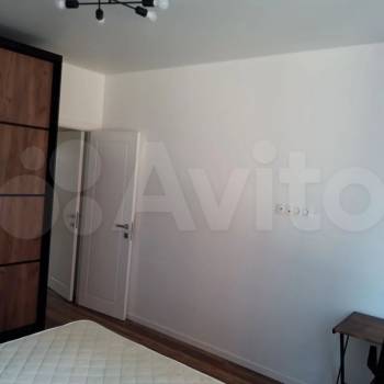 Продается 3-х комнатная квартира, 77 м²