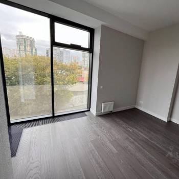 Продается 1-комнатная квартира, 41 м²