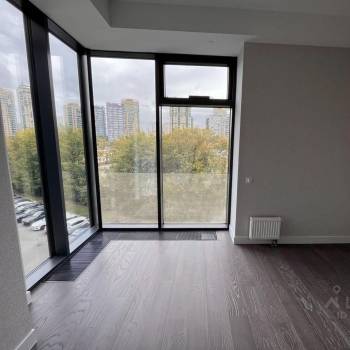 Продается 1-комнатная квартира, 41 м²