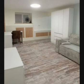 Сдается 1-комнатная квартира, 42 м²