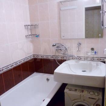 Сдается Многокомнатная квартира, 50 м²