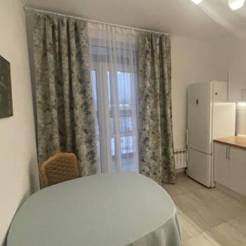 Сдается 2-х комнатная квартира, 63 м²