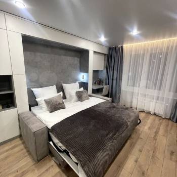 Продается 1-комнатная квартира, 35 м²
