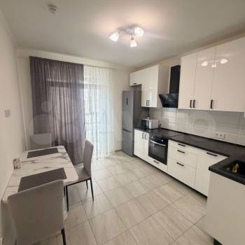 Сдается 2-х комнатная квартира, 60 м²
