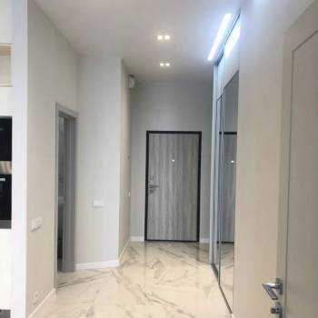 Продается 1-комнатная квартира, 56 м²