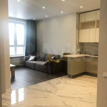 Продается 1-комнатная квартира, 56 м²