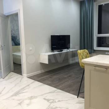 Продается 1-комнатная квартира, 56 м²