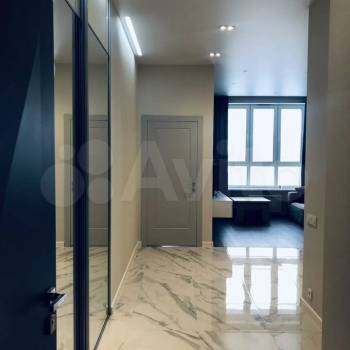 Продается 1-комнатная квартира, 56 м²