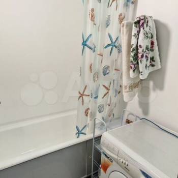 Сдается 1-комнатная квартира, 42 м²