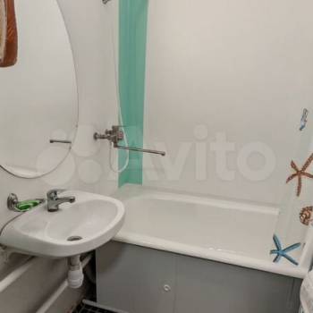Сдается 1-комнатная квартира, 42 м²