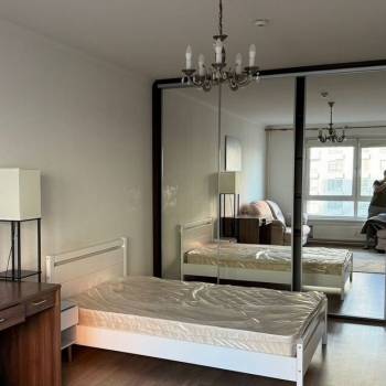 Сдается 1-комнатная квартира, 47 м²