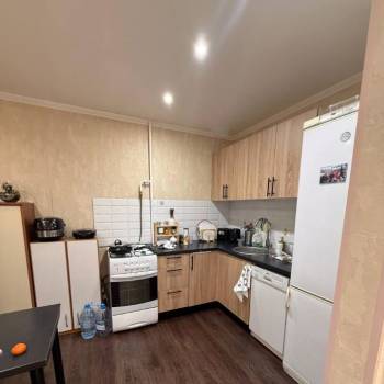 Продается 1-комнатная квартира, 35 м²