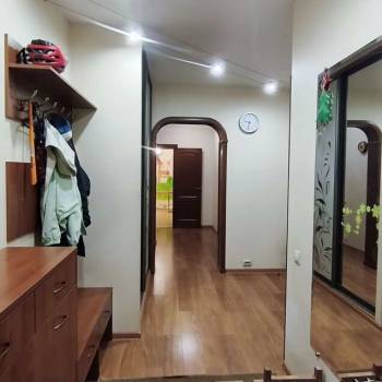 Продается 3-х комнатная квартира, 102 м²